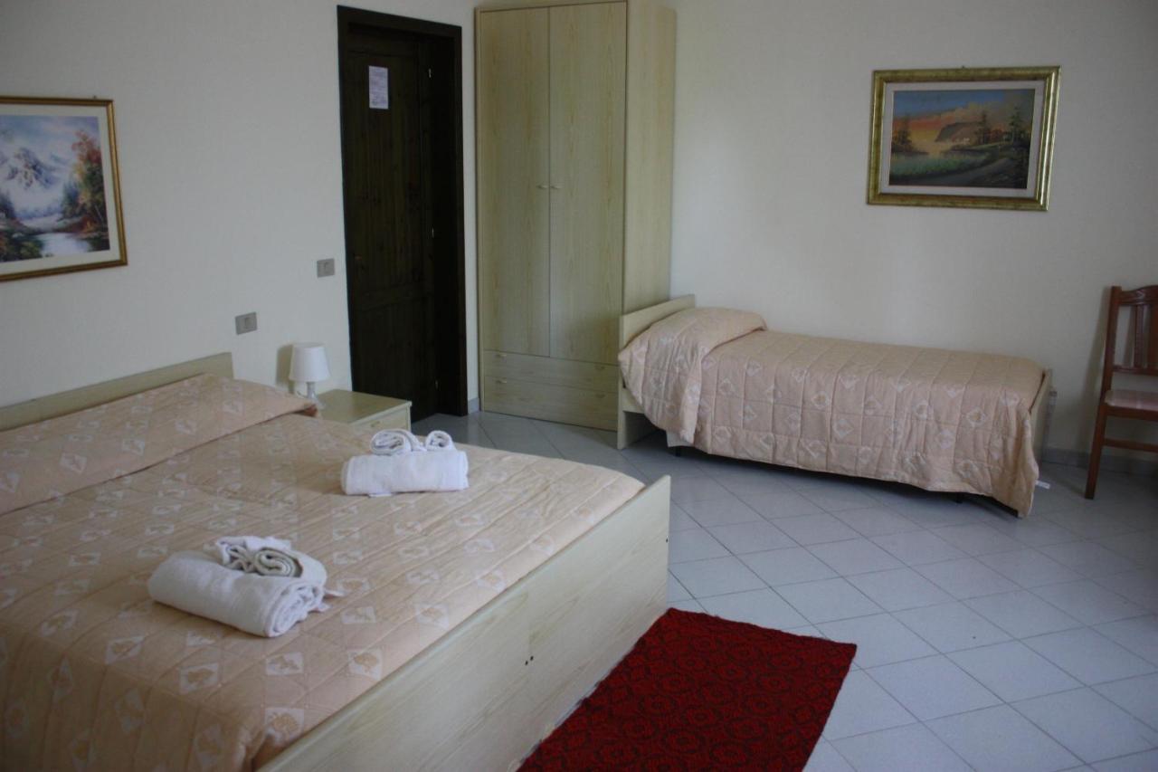 Hotel La Pineta Arborea Εξωτερικό φωτογραφία