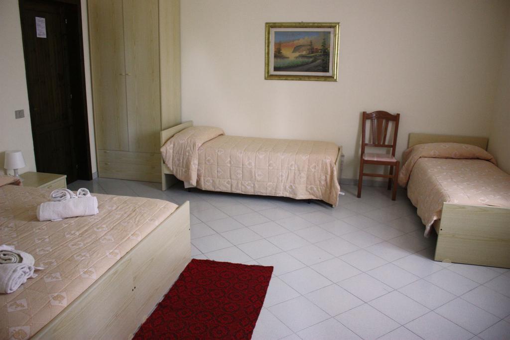 Hotel La Pineta Arborea Εξωτερικό φωτογραφία