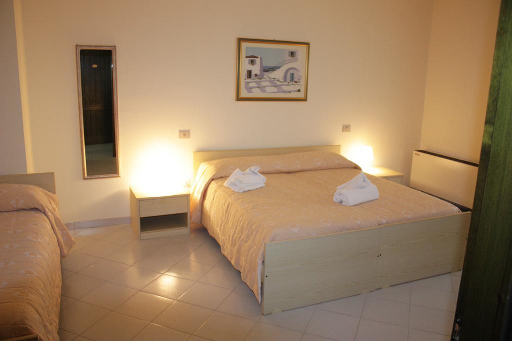 Hotel La Pineta Arborea Εξωτερικό φωτογραφία